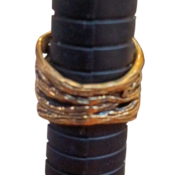 Studio Barse Red Stone Ring with Gold-Tone Design Size 8 - Picture 3 of 4